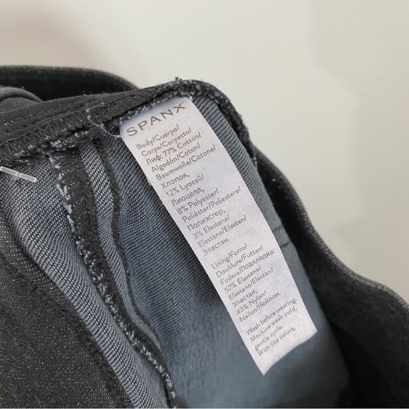 Spanx‎ Small Black Distressed Pull On High Rise Skinny Jeans - Picture 10 of 14
